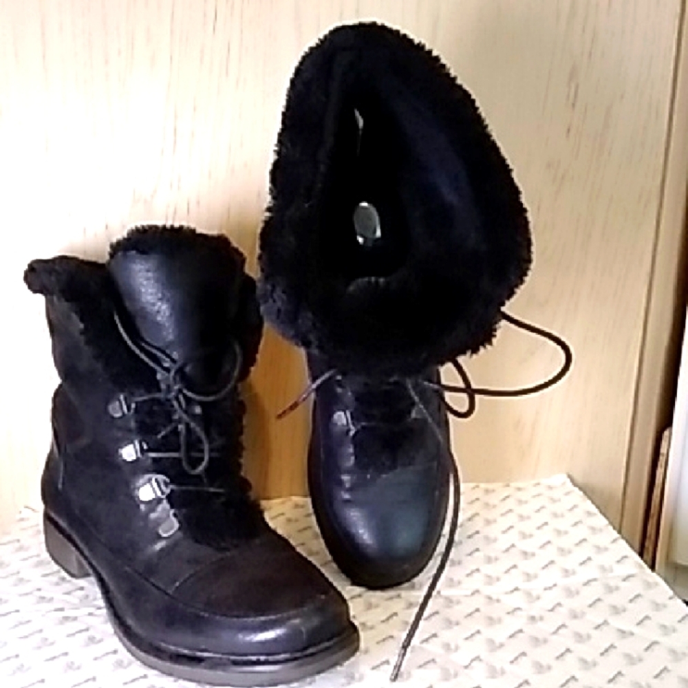 Baretraps Winter Boots Sz 9M